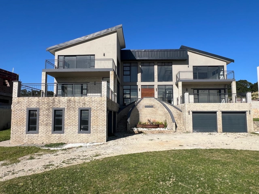 5 Bedroom Property for Sale in Royalston Residential Estate and Wildlife Reserve Eastern Cape
